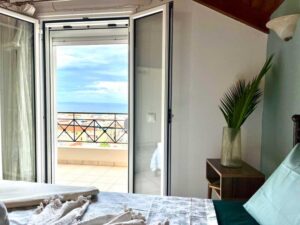 Rallia's Maisonette