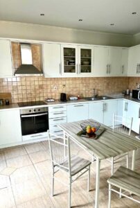 Rallia's Maisonette